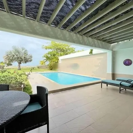Casa Arcoíris: Espectacular Casa En Con Acceso Directo A La Playa Villa *