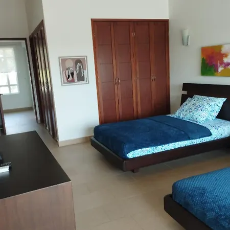Casa Arcoíris: Espectacular Casa En Con Acceso Directo A La Playa Villa *
