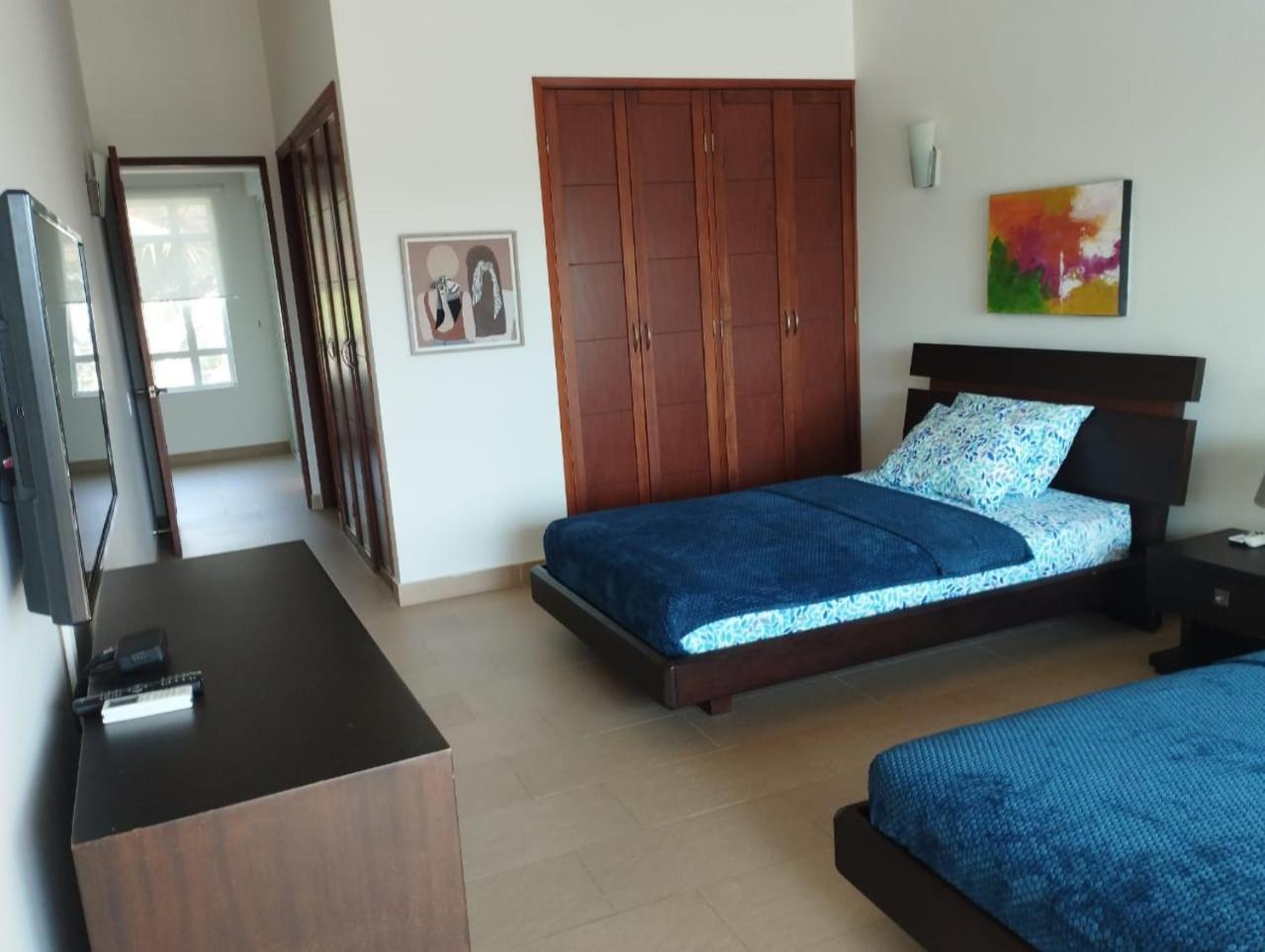 Casa Arcoíris: Espectacular Casa En Con Acceso Directo A La Playa Villa *