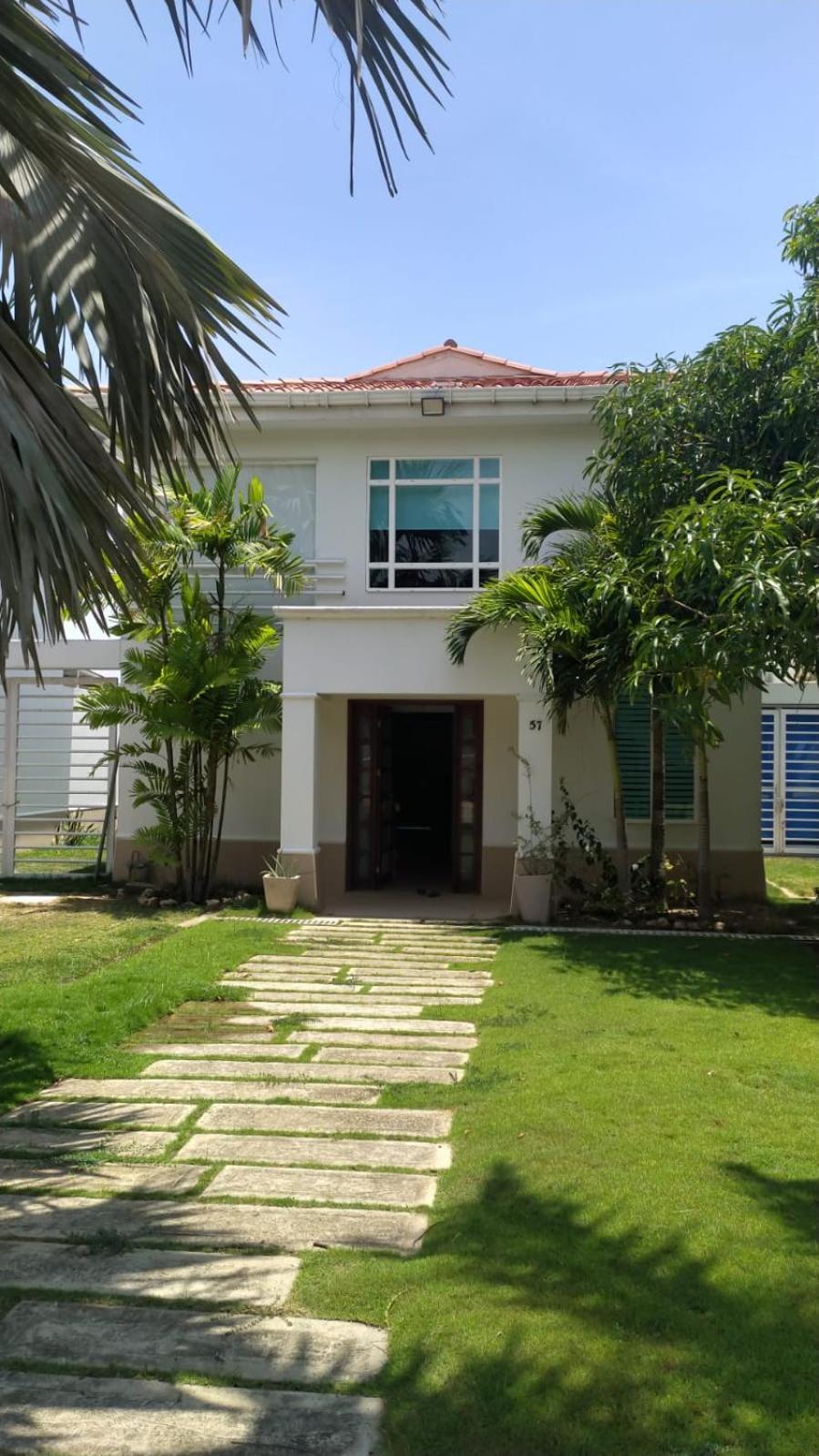 Casa Arcoíris: Espectacular Casa En Con Acceso Directo A La Playa Cartagena