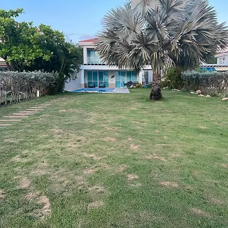 Villa Casa Arcoíris: Espectacular Casa En Con Acceso Directo A La Playa Cartagena